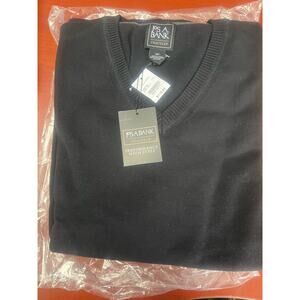 Joseph A Banks Traveler Sweater
2XLT  100% Pima Cotton V- Neck